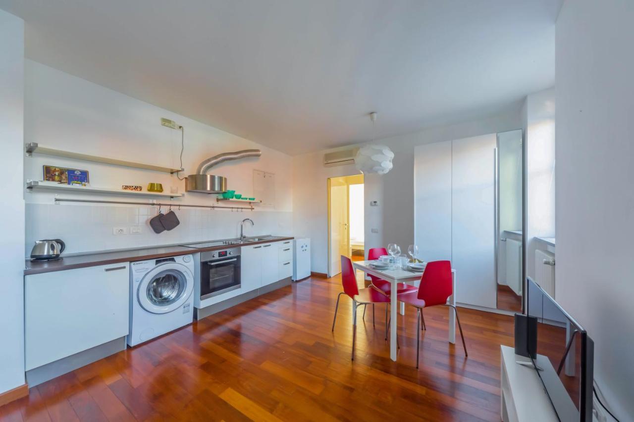 Apartament Cozy Flat 500M From Affori Fn! Mediolan Zewnętrze zdjęcie