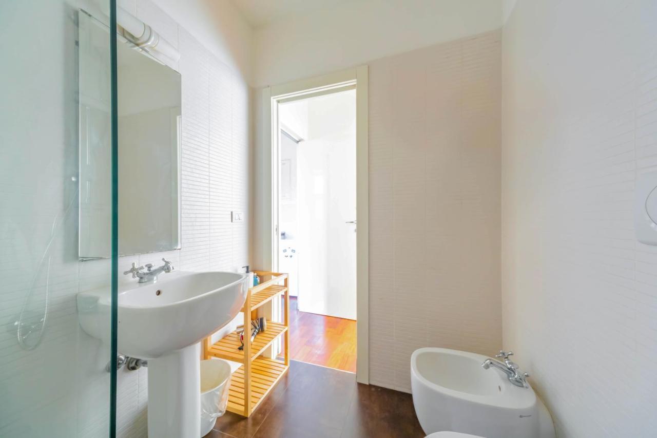 Apartament Cozy Flat 500M From Affori Fn! Mediolan Zewnętrze zdjęcie